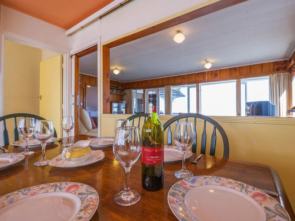 Lake Edge Cottage - Waitahanui Holiday Home Exterior foto